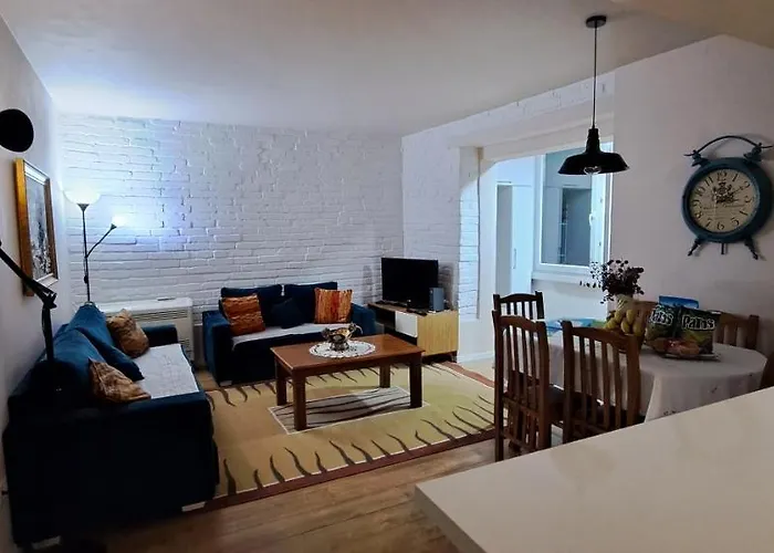 公寓 Sunny House 地拉那